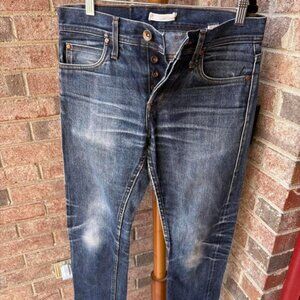 Unbranded UB401 (Tight fit) 14.5oz selveged. 29.‎ Hole in the butt.